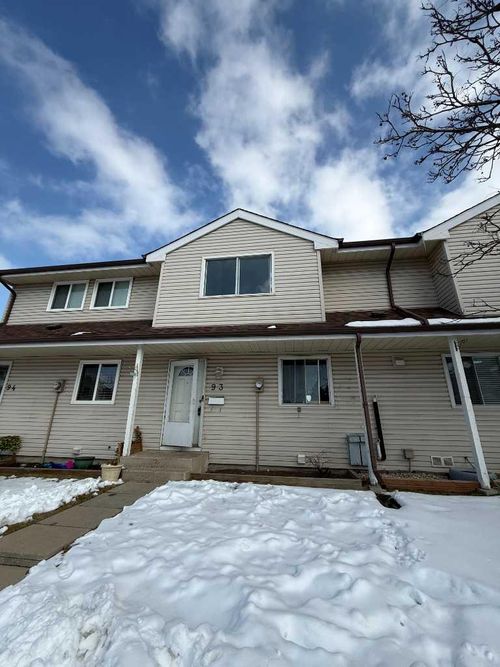 93-1555 Falconridge Dr Ne, Calgary, AB, T3J1L8 | Card Image