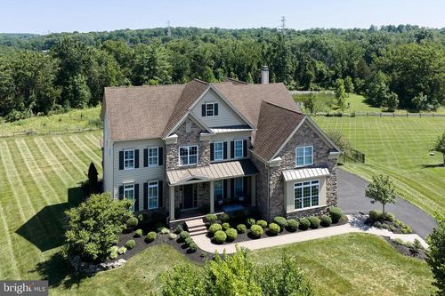 3829 Parkside Dr, Furlong, PA, 18925-1423 | Card Image