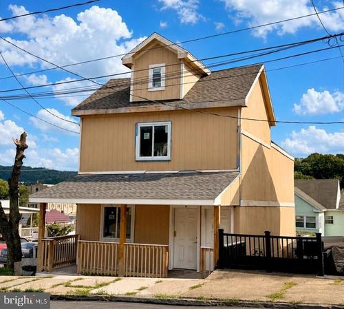 1002 W Walnut St, COAL TOWNSHIP, PA, 17866-1410 | Card Image