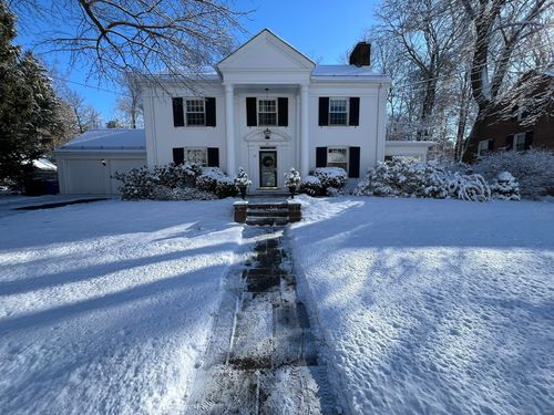 30 Stratford Rd, West Hartford, CT, 06117-2838 | Card Image
