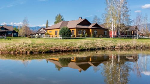 14 Green Meadows Dr, Sheridan, WY, 82801-9045 | Card Image