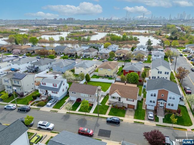 1026 Gillis Pl, House other with 3 bedrooms, 2 bathrooms and null parking in Secaucus NJ | Image 44
