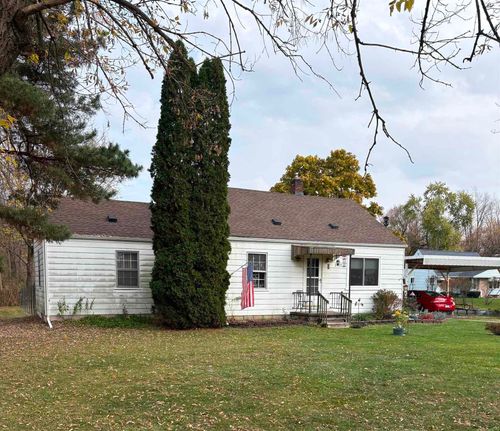 2422 N Belsay Road, Burton, MI, 48509 | Card Image
