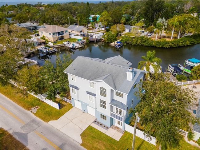 320 Georgia Ave, House other with 3 bedrooms, 3 bathrooms and null parking in CRYSTAL BEACH FL | Image 49