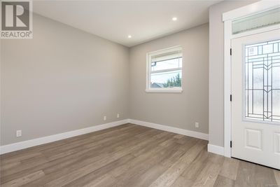 635 5th St, House other with 3 bedrooms, 3 bathrooms and 3 parking in Courtenay BC | Image 3