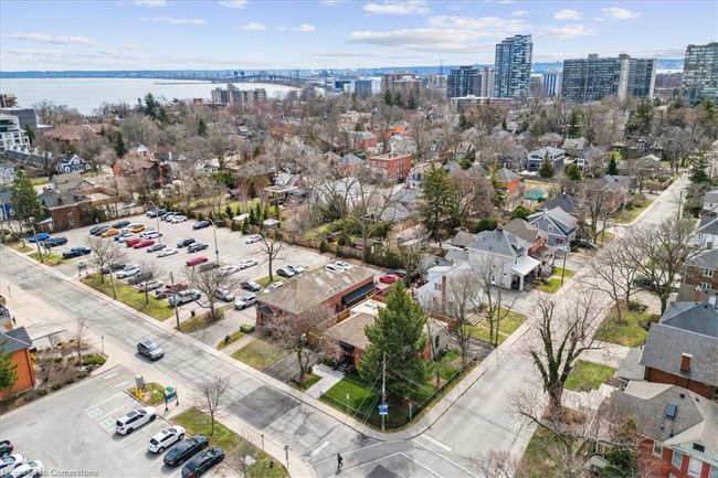 524 Locust St, House other with 3 bedrooms, 2 bathrooms and 6 parking in Burlington ON | Image 31