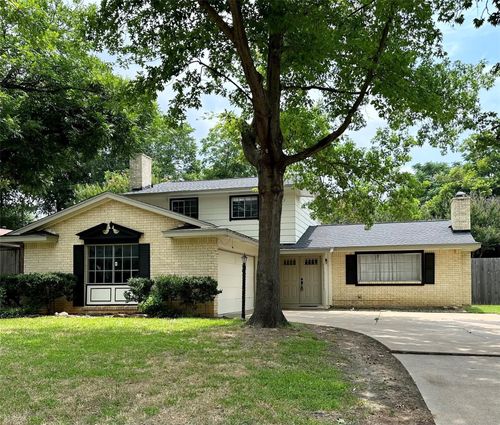 2804 Hollywood Dr, Arlington, TX, 76013-1224 | Card Image
