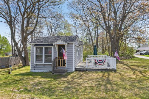 84 Stovers Point Rd, Harpswell, ME, 04079-3382 | Card Image