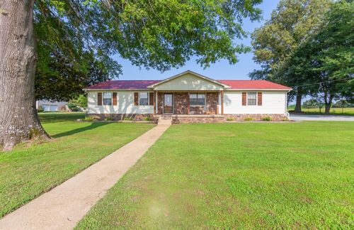 235 Pinecrest Dr, Henderson, TN, 38340-6310 | Card Image