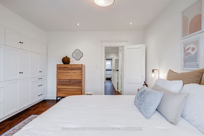 36 Walpole Ave, House attached with 4 bedrooms, 2 bathrooms and null parking in Toronto ON | Image 22