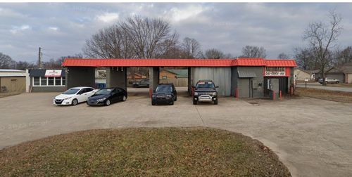 196 S Curtis Ave, Pea Ridge, AR, 72751-3600 | Card Image