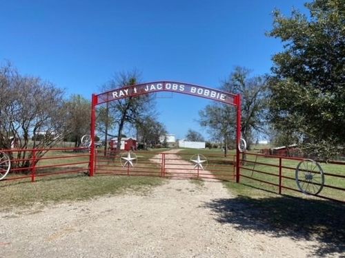 1375 Sw County Road 1030, Corsicana, TX, 75110 | Card Image
