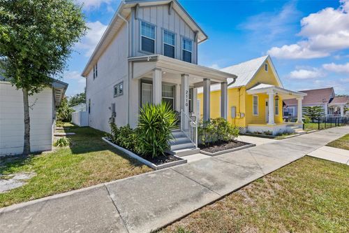 2110 W Palmetto St, Tampa, FL, 33607-2625 | Card Image