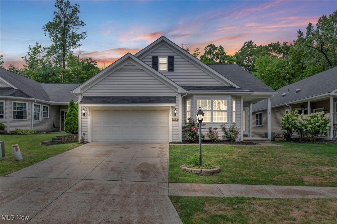 Crystal Lakes Dr, North Royalton, OH 44133