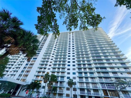 apt-1215-210 174th St, Sunny Isles Beach, FL, 33160-3341 | Card Image