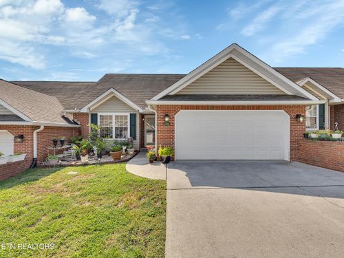 708 Chambers Way, Knoxville, TN, 37920-0807 | Card Image