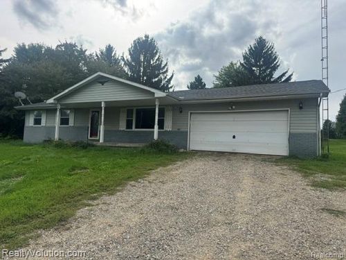 4375 Fish Lake Rd, North Branch, MI, 48461-9749 | Card Image
