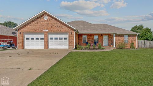 5010 S 28th St, Paragould, AR, 72450-5184 | Card Image