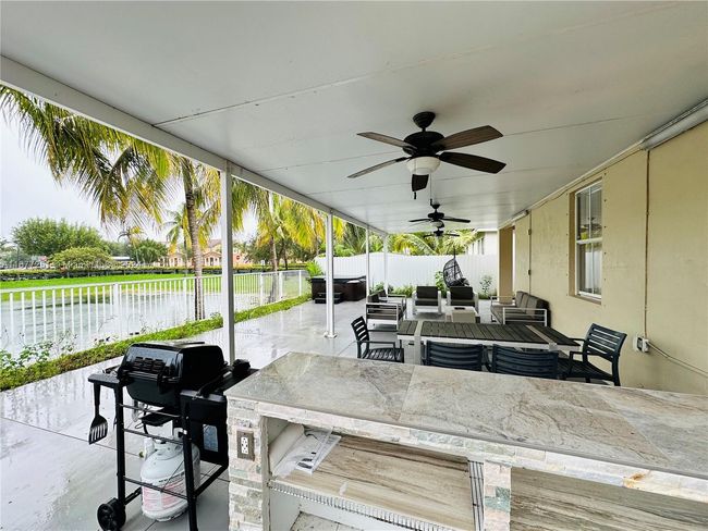10886 Sw 242 Nd St, House other with 4 bedrooms, 2 bathrooms and null parking in Homestead FL | Image 35