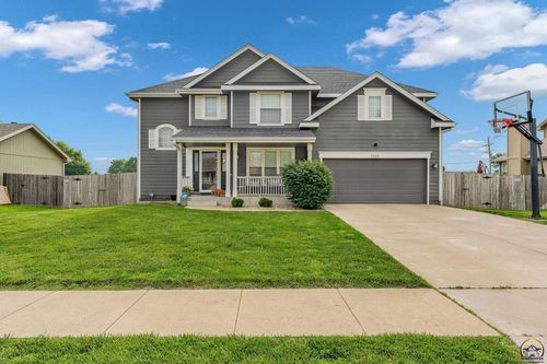 2538 Sw Windermere Ct, Topeka, KS, 66614-4959 | Card Image