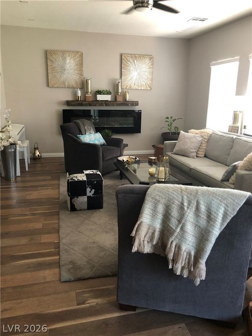 6582 Gertrude Ct, Las Vegas, NV, 89141-8592 | Card Image