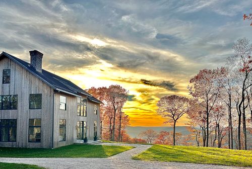 36 Yuza Mini Ln, South Kent, CT, 06785-1041 | Card Image