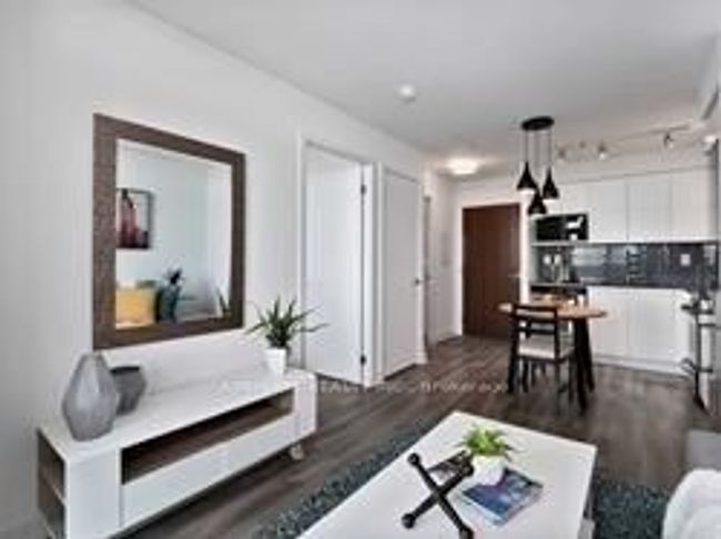 719 - 160 Flemington Rd, Condo with 1 bedrooms, 1 bathrooms and 1 parking in North York ON | Image 9