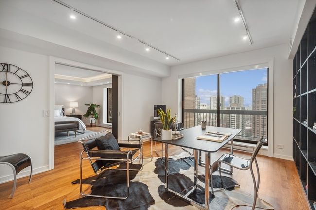 APT-19 - 1418 N Lake Shore Dr, Condo with 3 bedrooms, 4 bathrooms and 2 parking in CHICAGO IL | Image 24