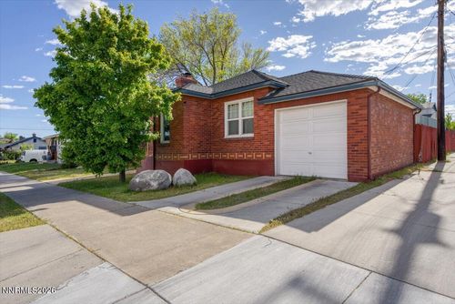 1025 Locust St, Reno, NV, 89502-2503 | Card Image