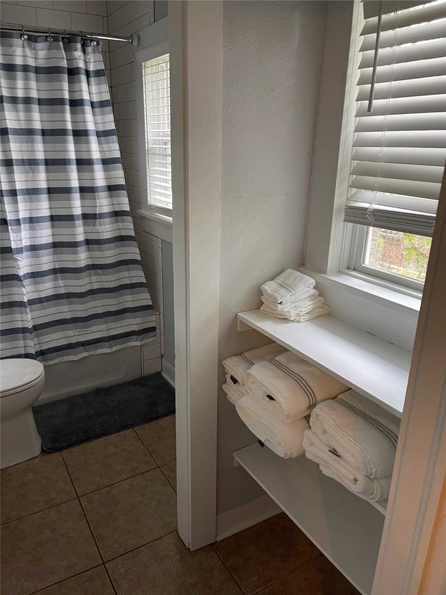 APT-103 - 1211 Jerome St, Condo with 1 bedrooms, 1 bathrooms and null parking in Fort Worth TX | Image 8