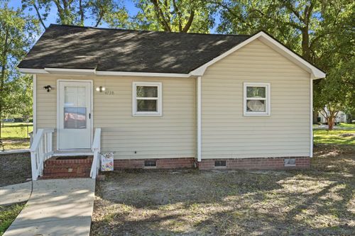 4728 Mixson Ave, North Charleston, SC, 29405-5112 | Card Image