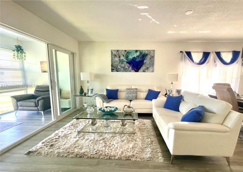 312-5980 Nw 64th Avenue, Tamarac, FL, 33319 | Card Image