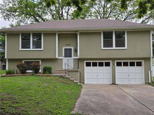 17251 S Benton Drive, Belton, MO, 64012 | Card Image