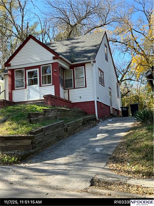 3926 N 39th St, Omaha, NE, 68111-2624 | Card Image