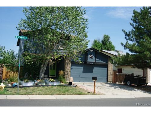12133 Newport Dr, Brighton, CO, 80602-8057 | Card Image