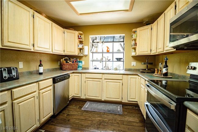 359 Crestview Dr, House other with 3 bedrooms, 5 bathrooms and null parking in Las Vegas NV | Image 51