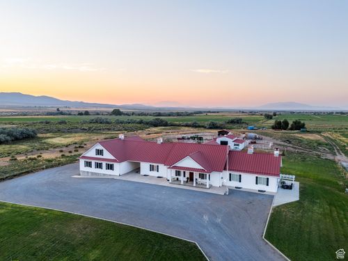 11448 W Highway 6, Goshen, UT, 84633-7765 | Card Image