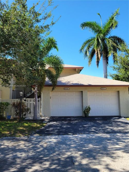 apt-302-1821 Ne 40th Ct, Pompano Beach, FL, 33064-9200 | Card Image