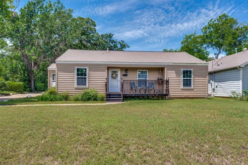 1804 N Edgewood Ter, Fort Worth, TX, 76103-1928 | Card Image