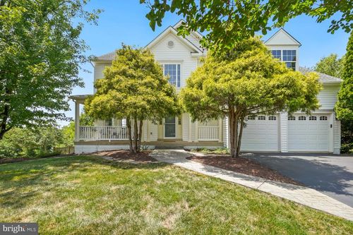 801 Santmyer Dr Se, LEESBURG, VA, 20175-5606 | Card Image