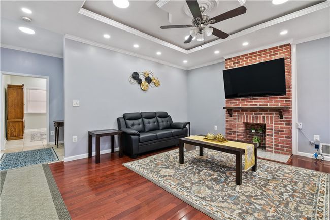 3640 Mintwood St, House other with 3 bedrooms, 2 bathrooms and 4 parking in Pittsburgh PA | Image 7