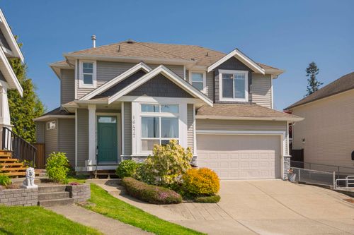 16477 59a Ave, Surrey, BC, V3S6M6 | Card Image