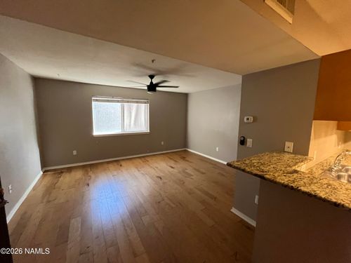 16-131-1185 W University Ave, Flagstaff, AZ, 86001-7145 | Card Image