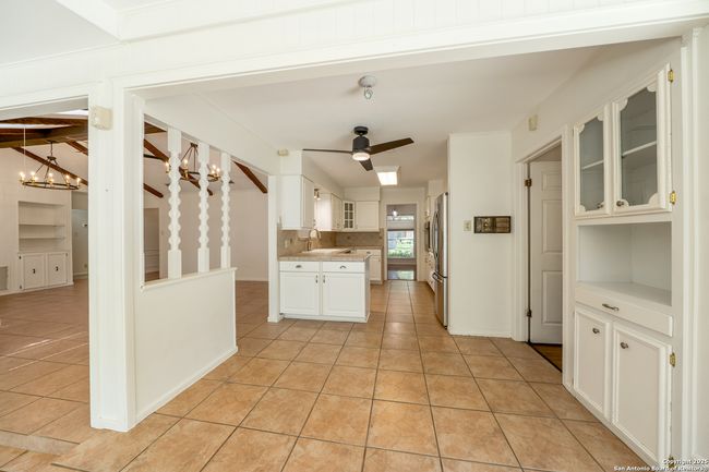 425 Crestwind Dr, House other with 3 bedrooms, 3 bathrooms and null parking in Windcrest TX | Image 16