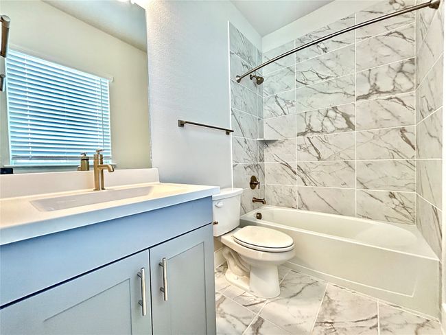 APT-611 - 1830 Ne Green Oaks Blvd, House other with 2 bedrooms, 3 bathrooms and null parking in Arlington TX | Image 34