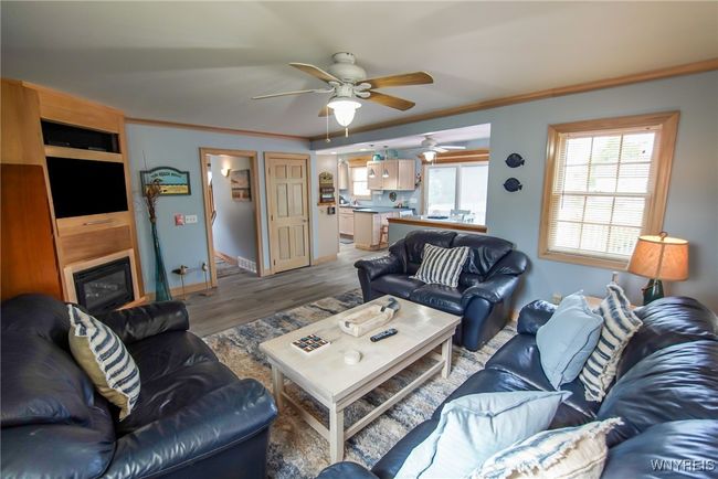 12836 Iola Dr, House other with 3 bedrooms, 2 bathrooms and null parking in Irving NY | Image 31