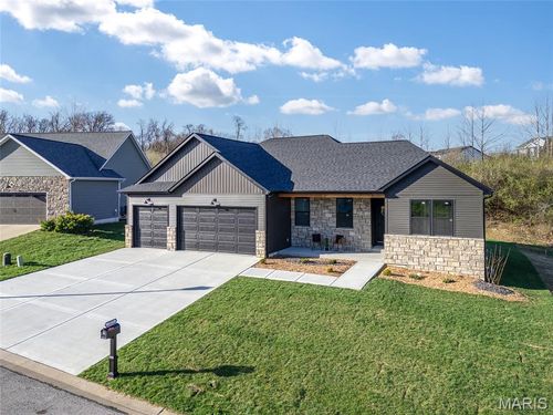 7975 Matterhorn Canyon Rd, Caseyville, IL, 62232-1266 | Card Image