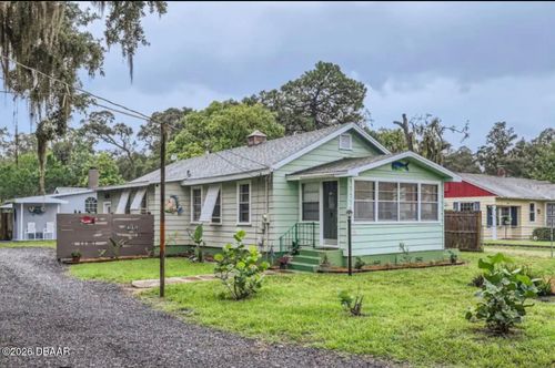 135 12th St, Holly Hill, FL, 32117-2701 | Card Image