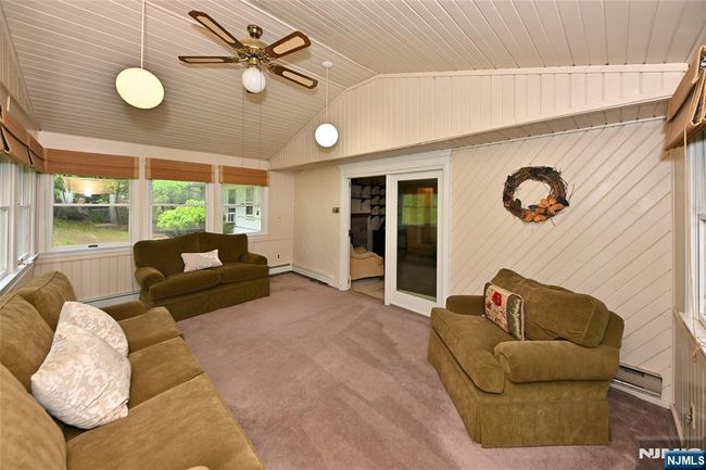 388 Holly Dr, House other with 3 bedrooms, 2 bathrooms and null parking in Wyckoff NJ | Image 22