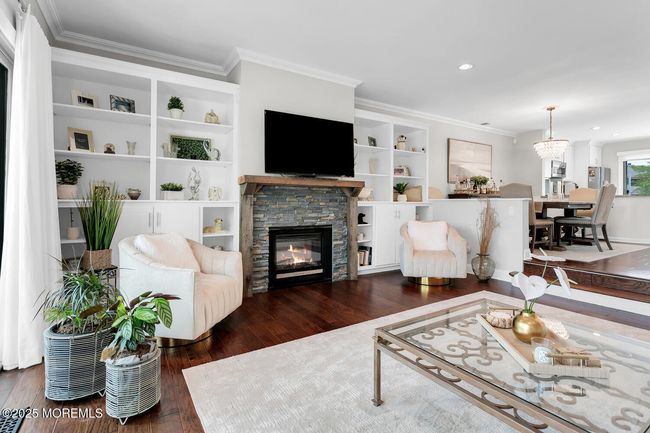7 Navesink Ct, Condo with 3 bedrooms, 4 bathrooms and 2 parking in Long Branch NJ | Image 9